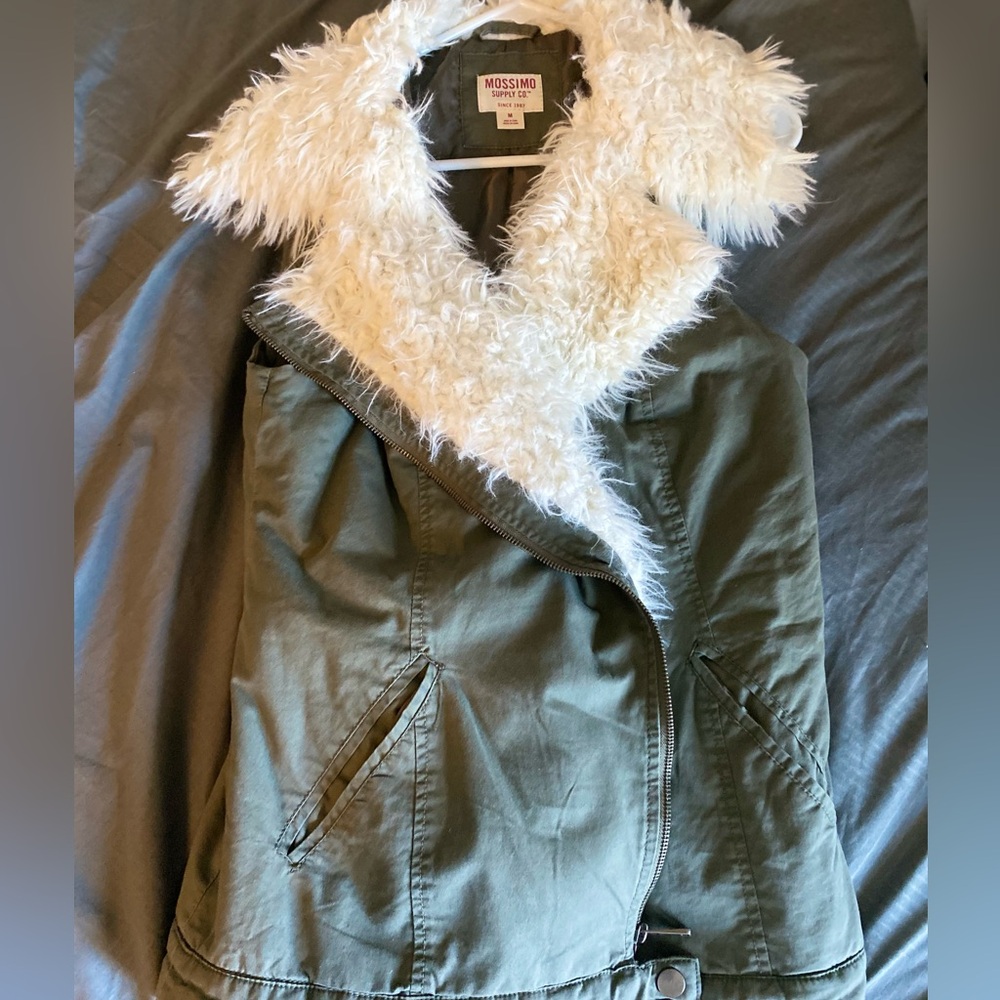 Army Green furry fall vest